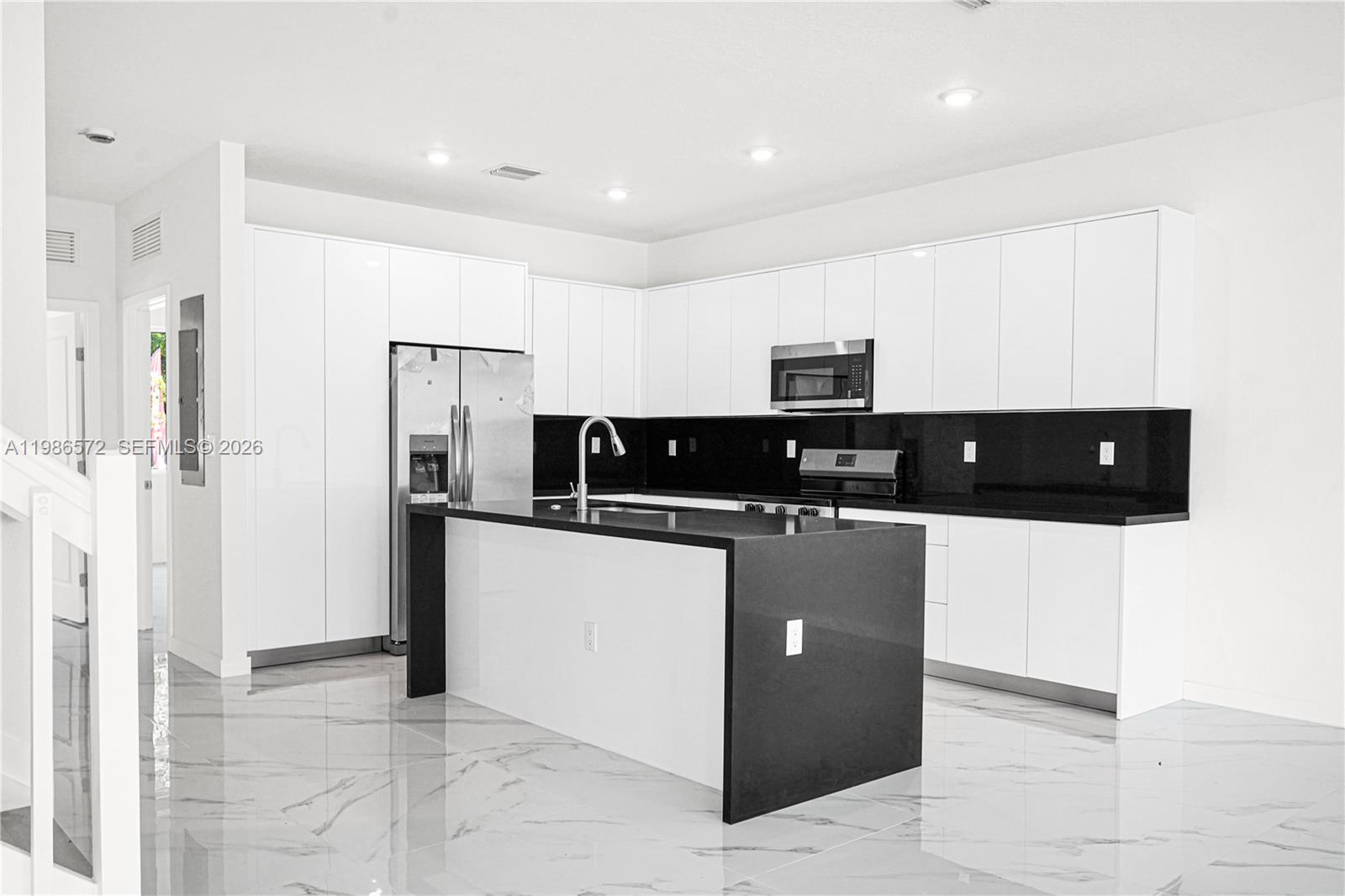 CHLOE ESTATES - Residential