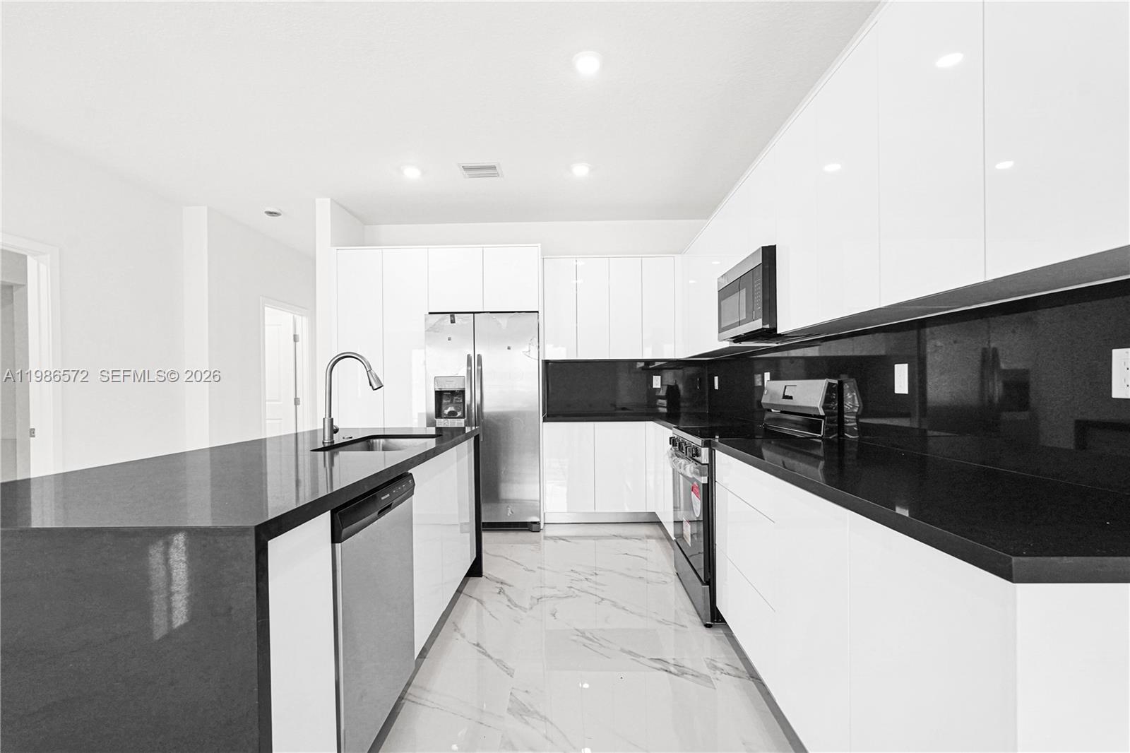 CHLOE ESTATES - Residential