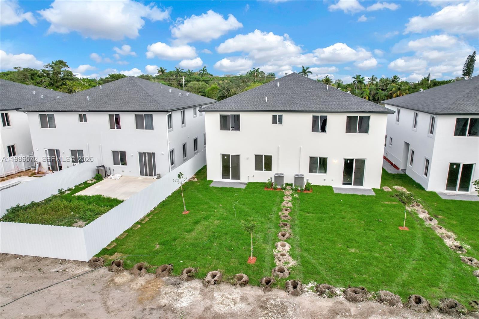 CHLOE ESTATES - Residential