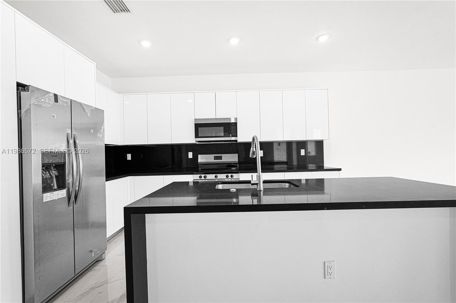 CHLOE ESTATES - Residential