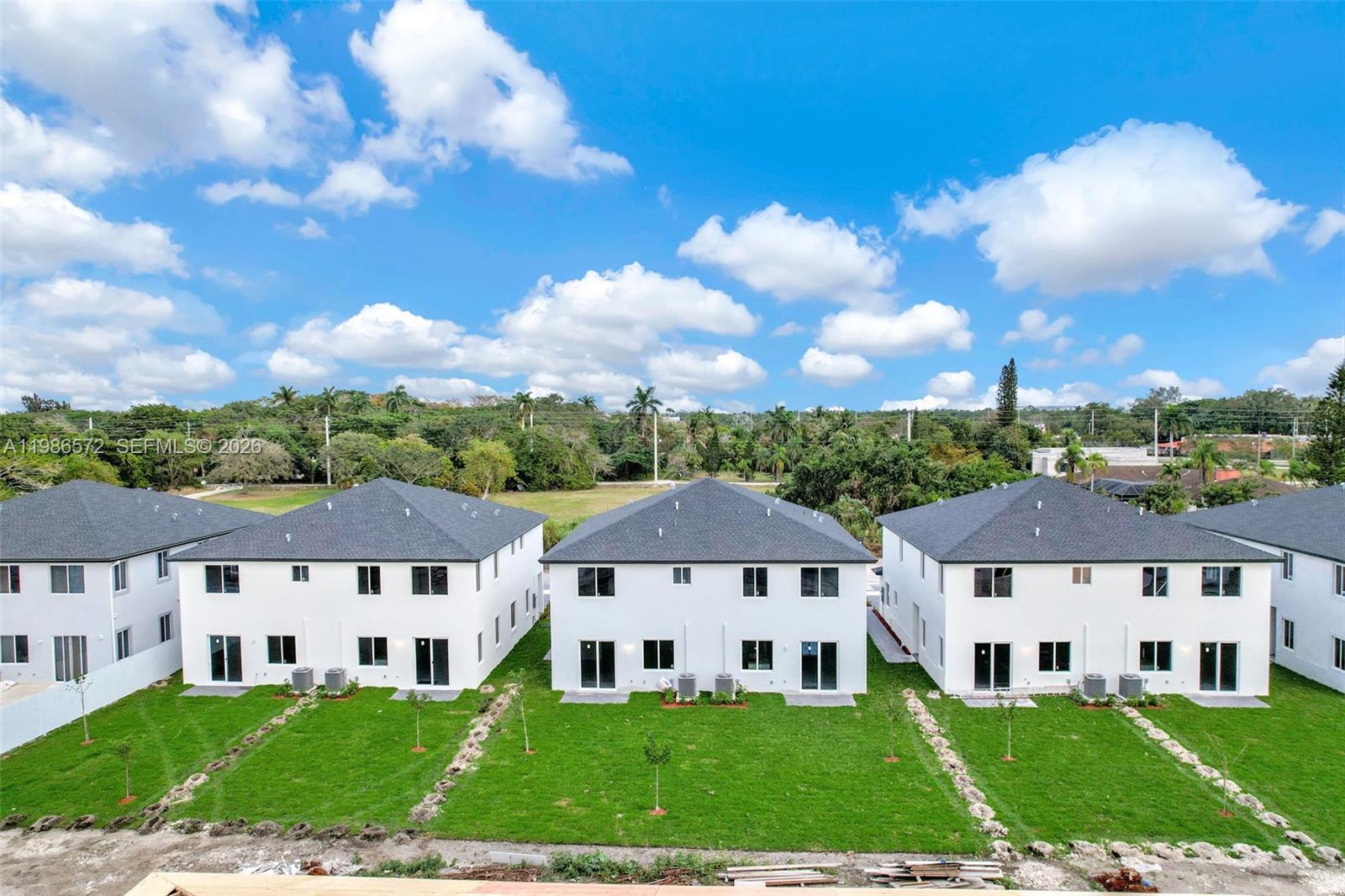 CHLOE ESTATES - Residential