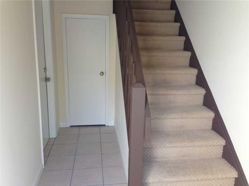 GREENGLADES CONDO NO 16 - Residential Lease