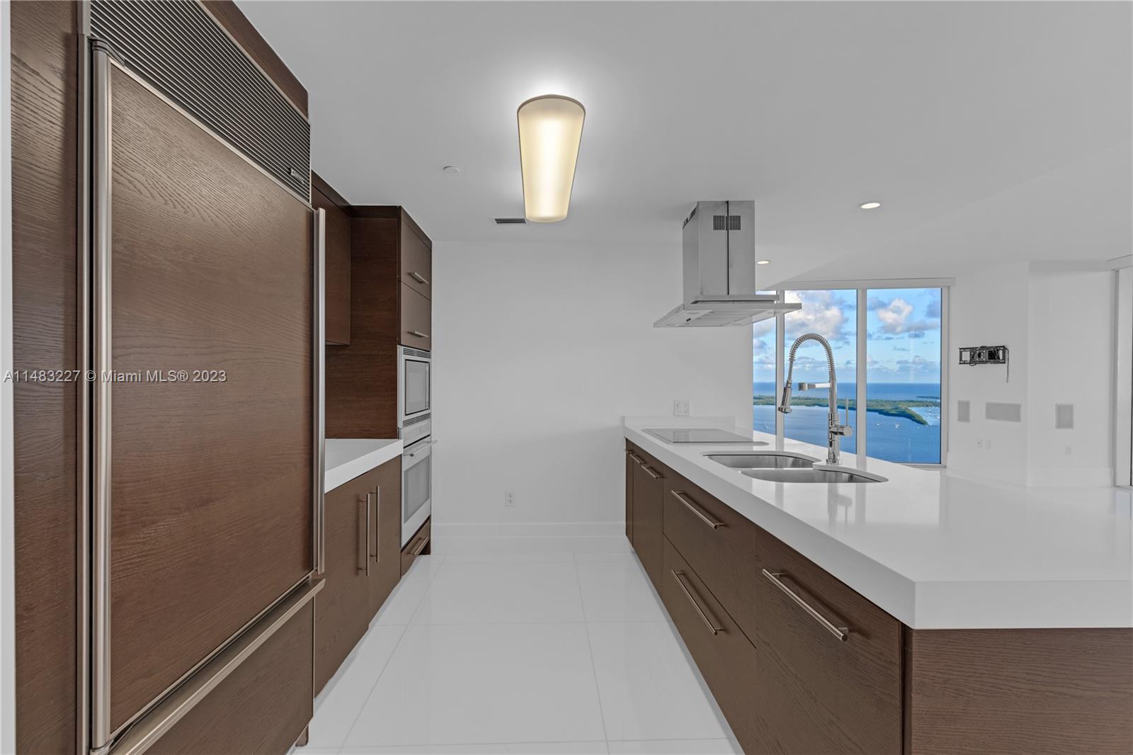 ICON BRICKELL NO TWO - Residential