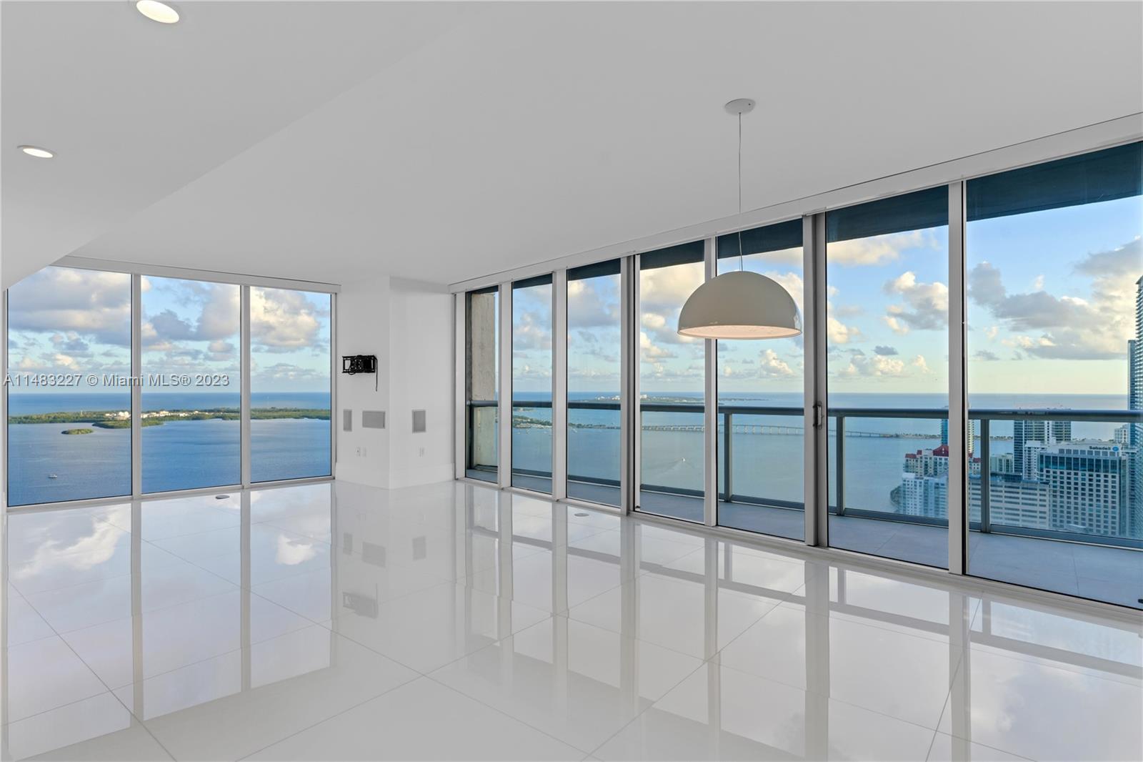 ICON BRICKELL NO TWO - Residential