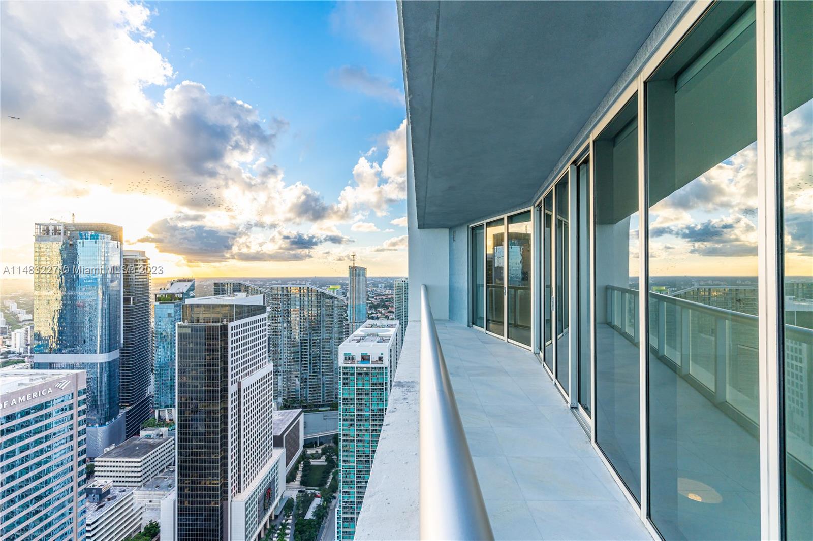 ICON BRICKELL NO TWO - Residential