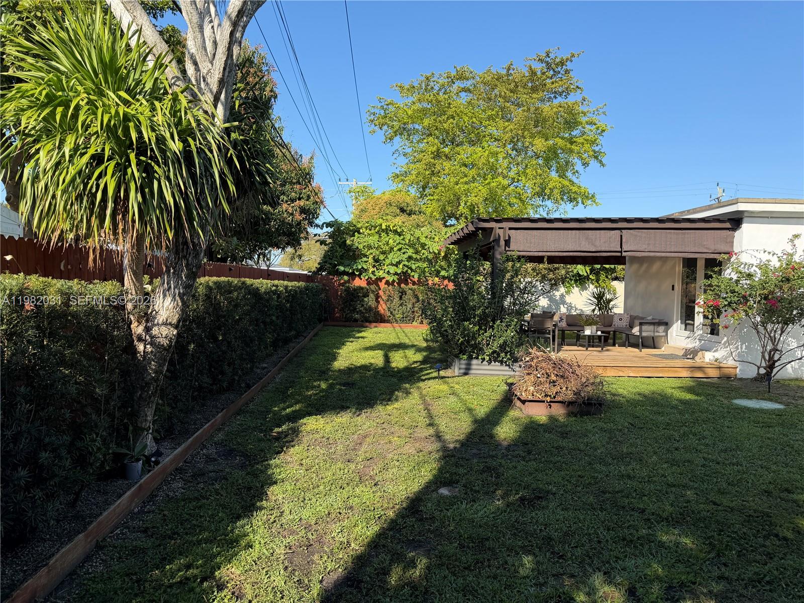 BISCAYNE GARDENS SEC F PA - Residential