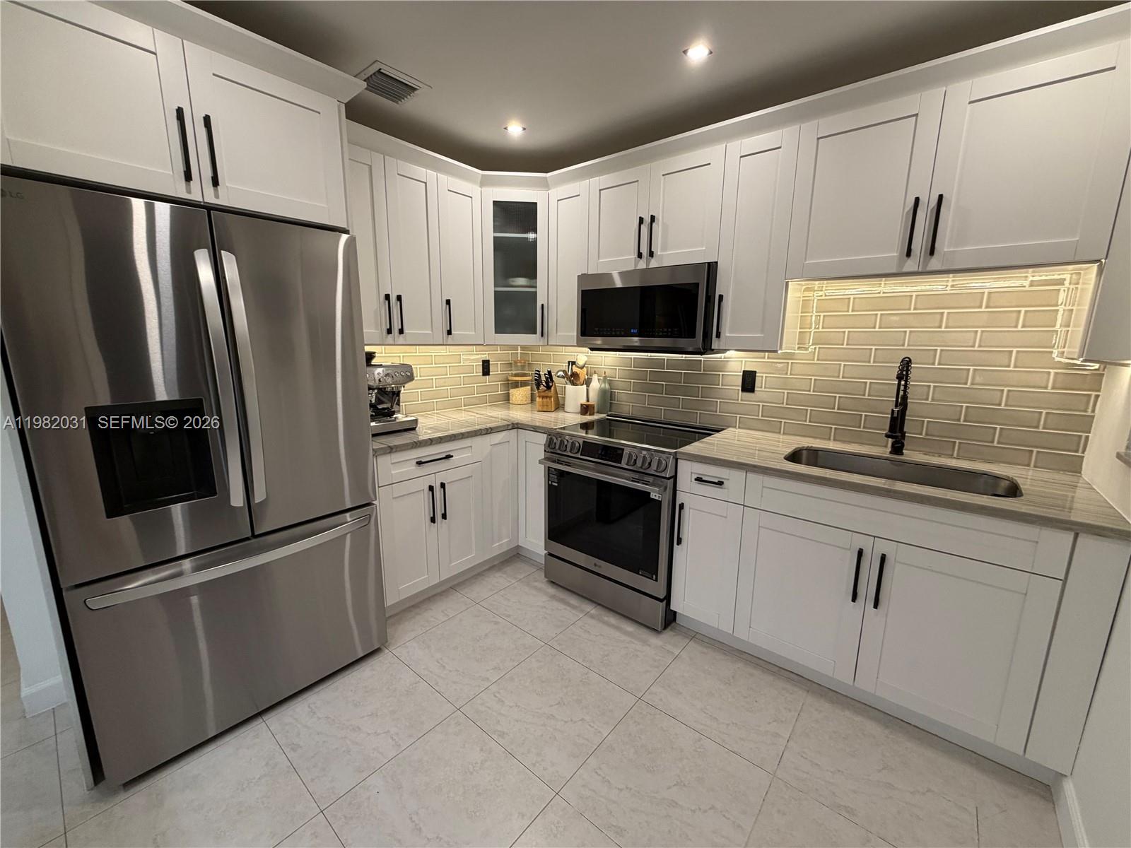 BISCAYNE GARDENS SEC F PA - Residential