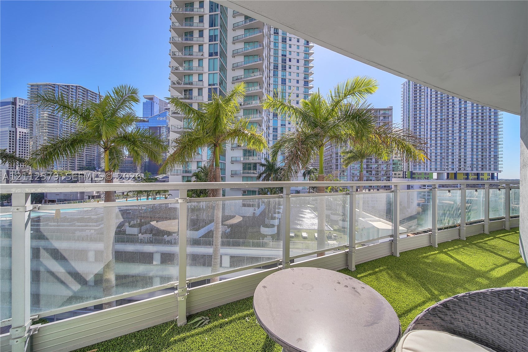 90 SW 3rd St 1213