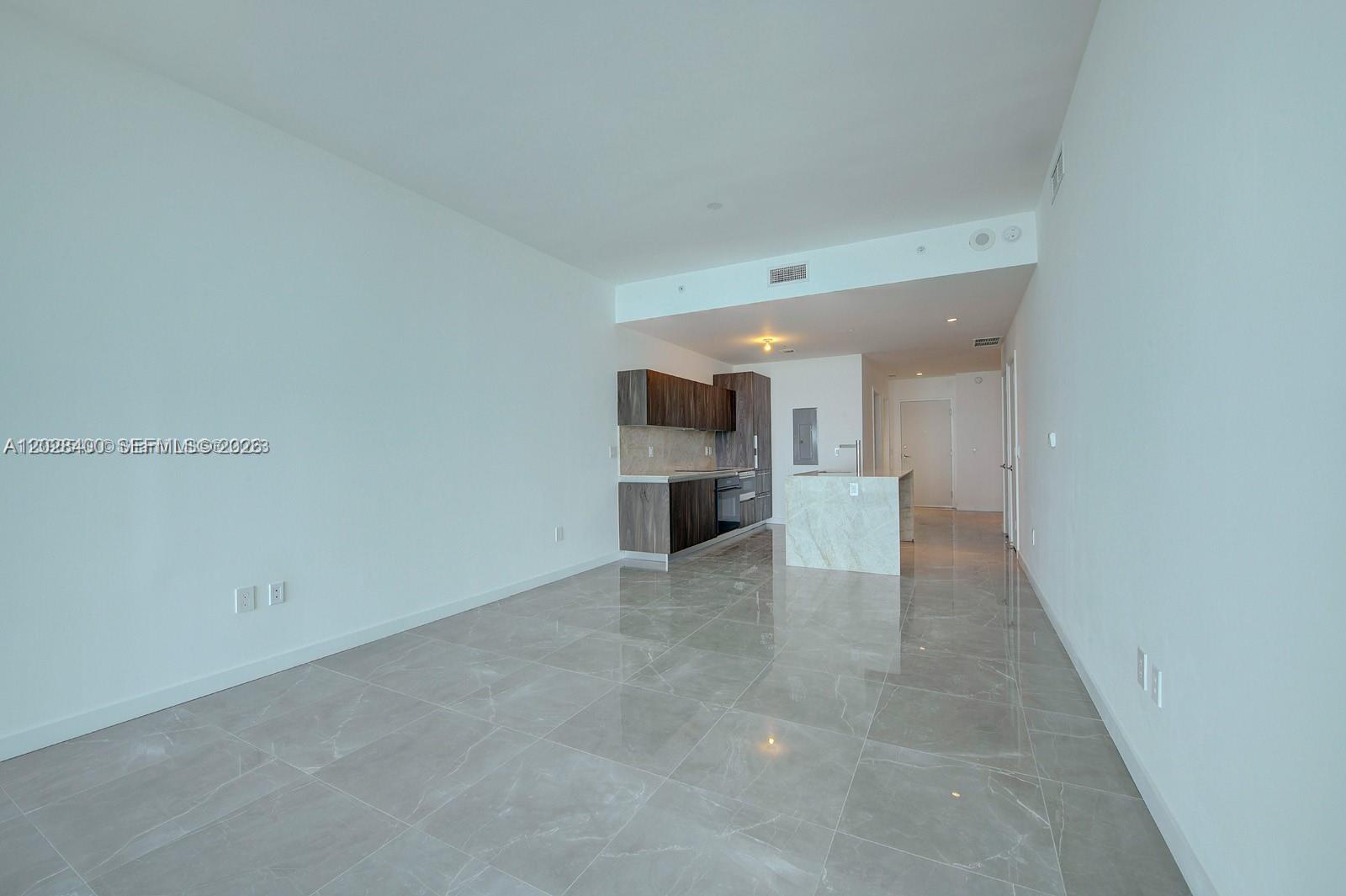 480 NE 31st St 2406