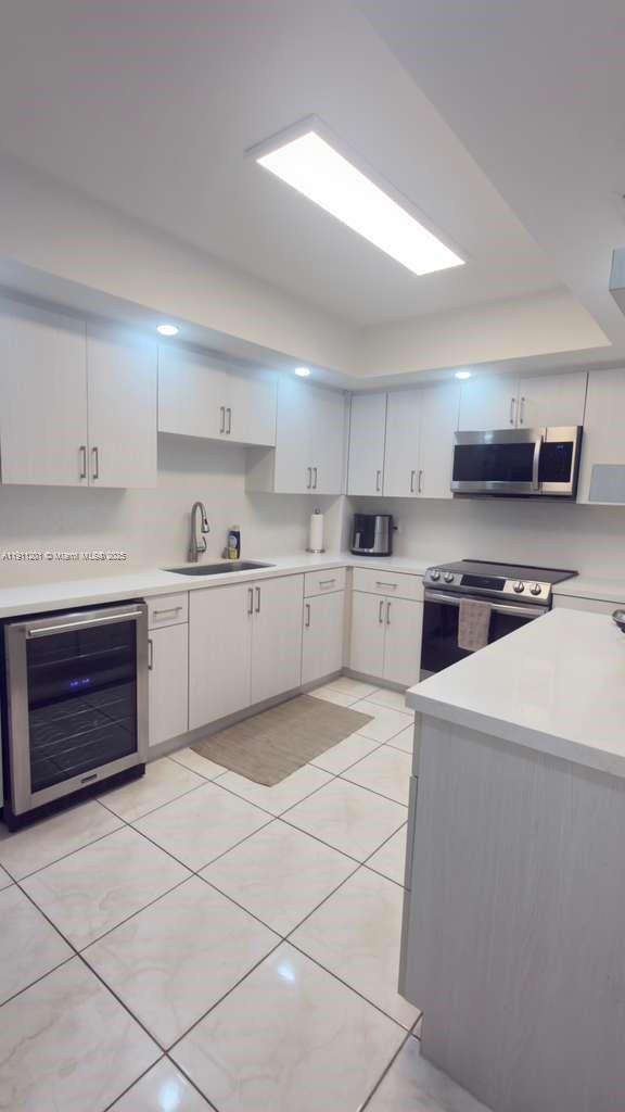 CORINTHIAN CONDO - Residential