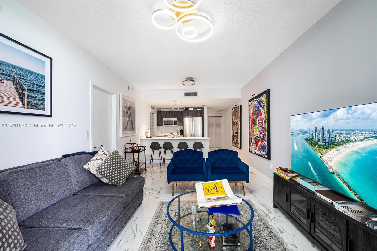 ARIA ON THE BAY CONDO - Residential