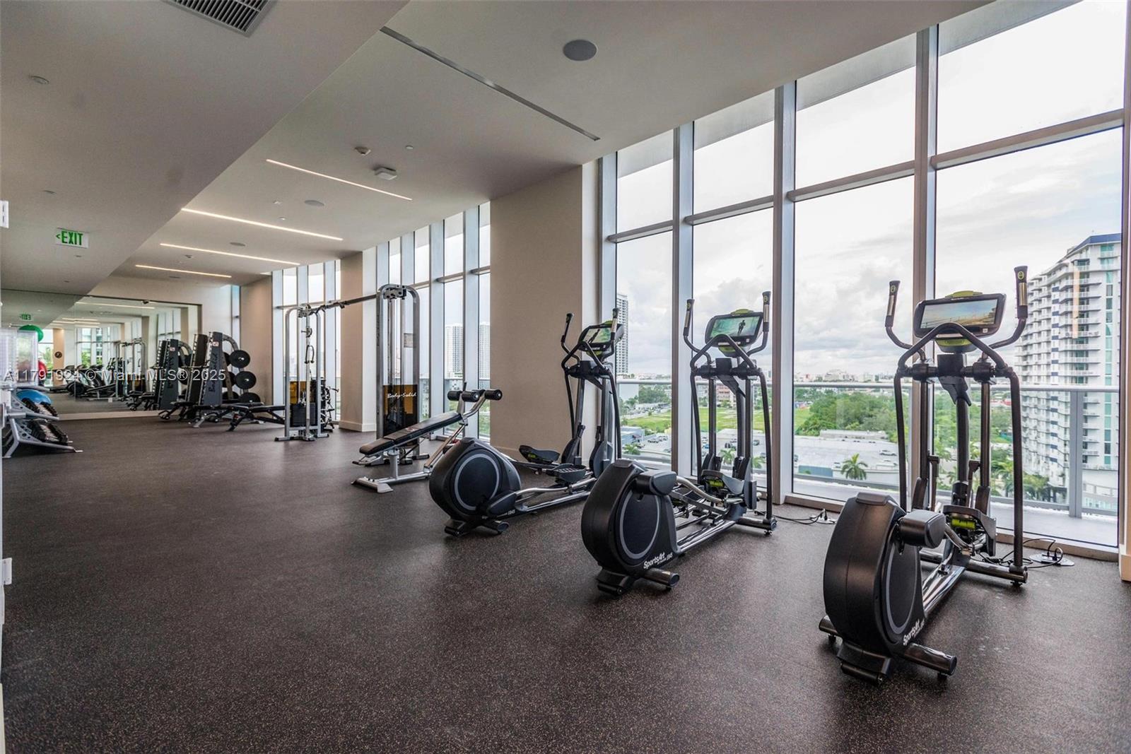 ARIA ON THE BAY CONDO - Residential