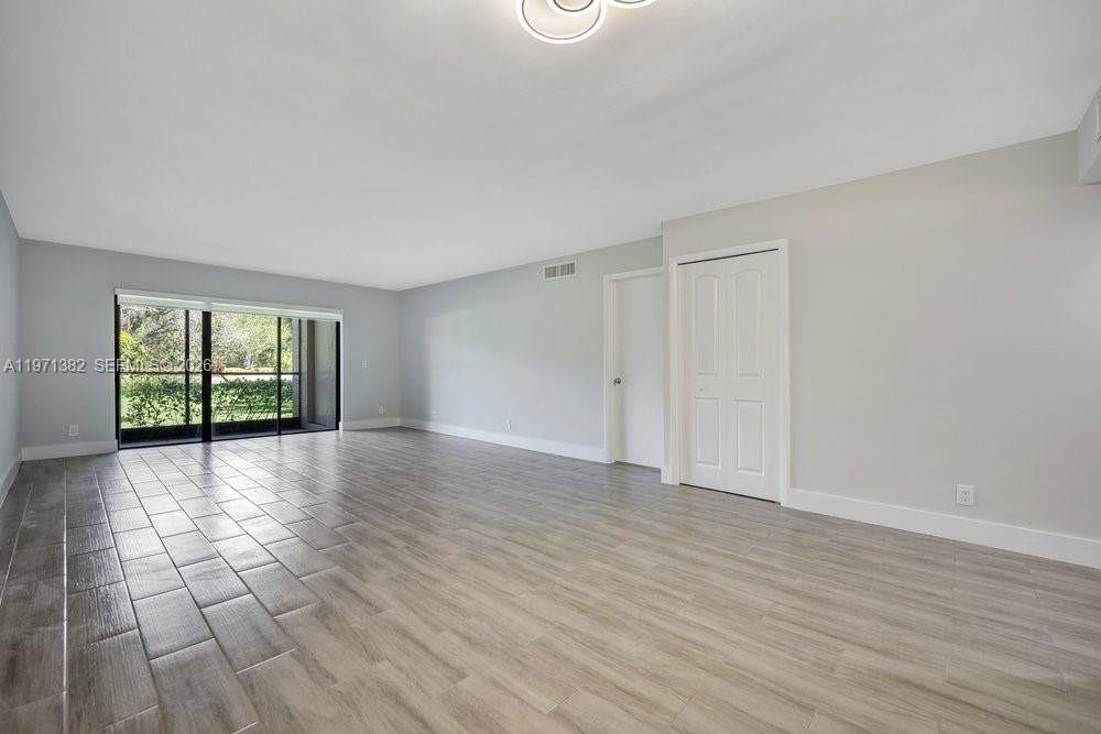 GARDENS AT BONAVENTURE 11 - Residential