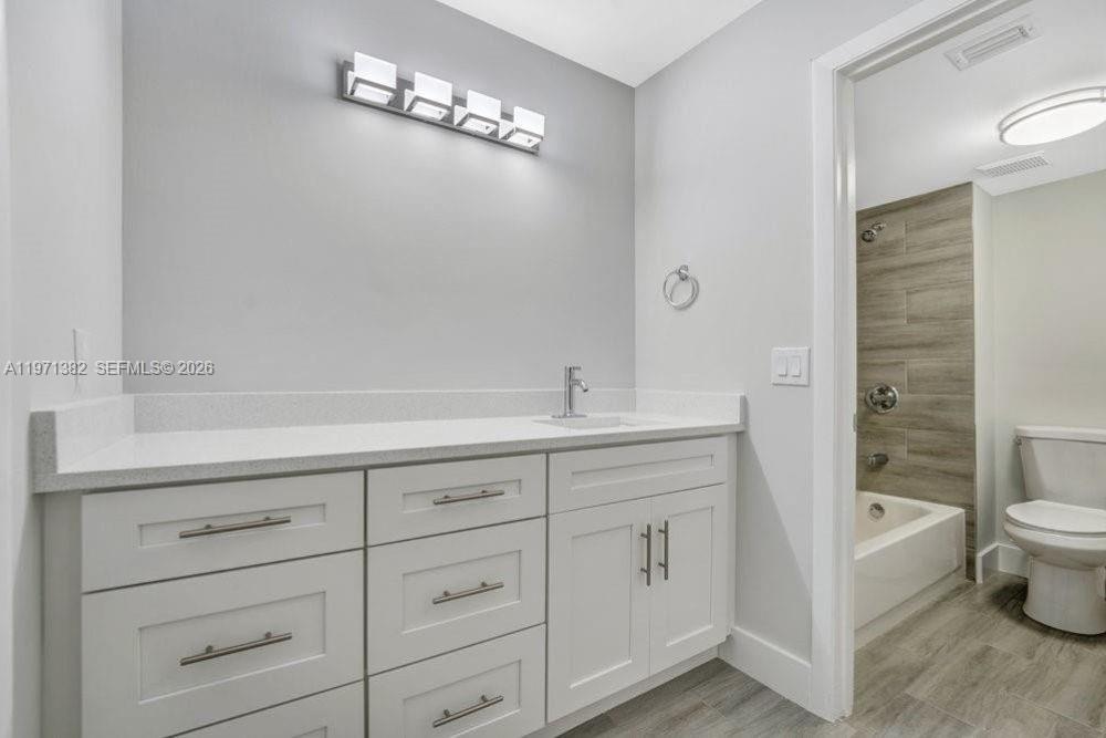 GARDENS AT BONAVENTURE 11 - Residential