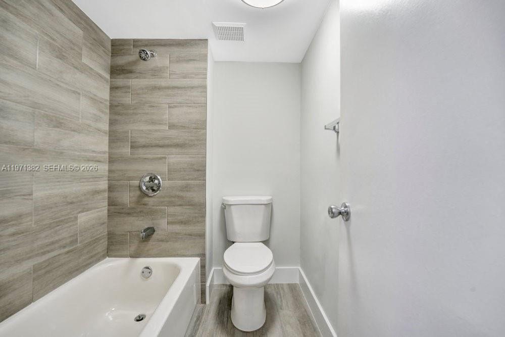 GARDENS AT BONAVENTURE 11 - Residential