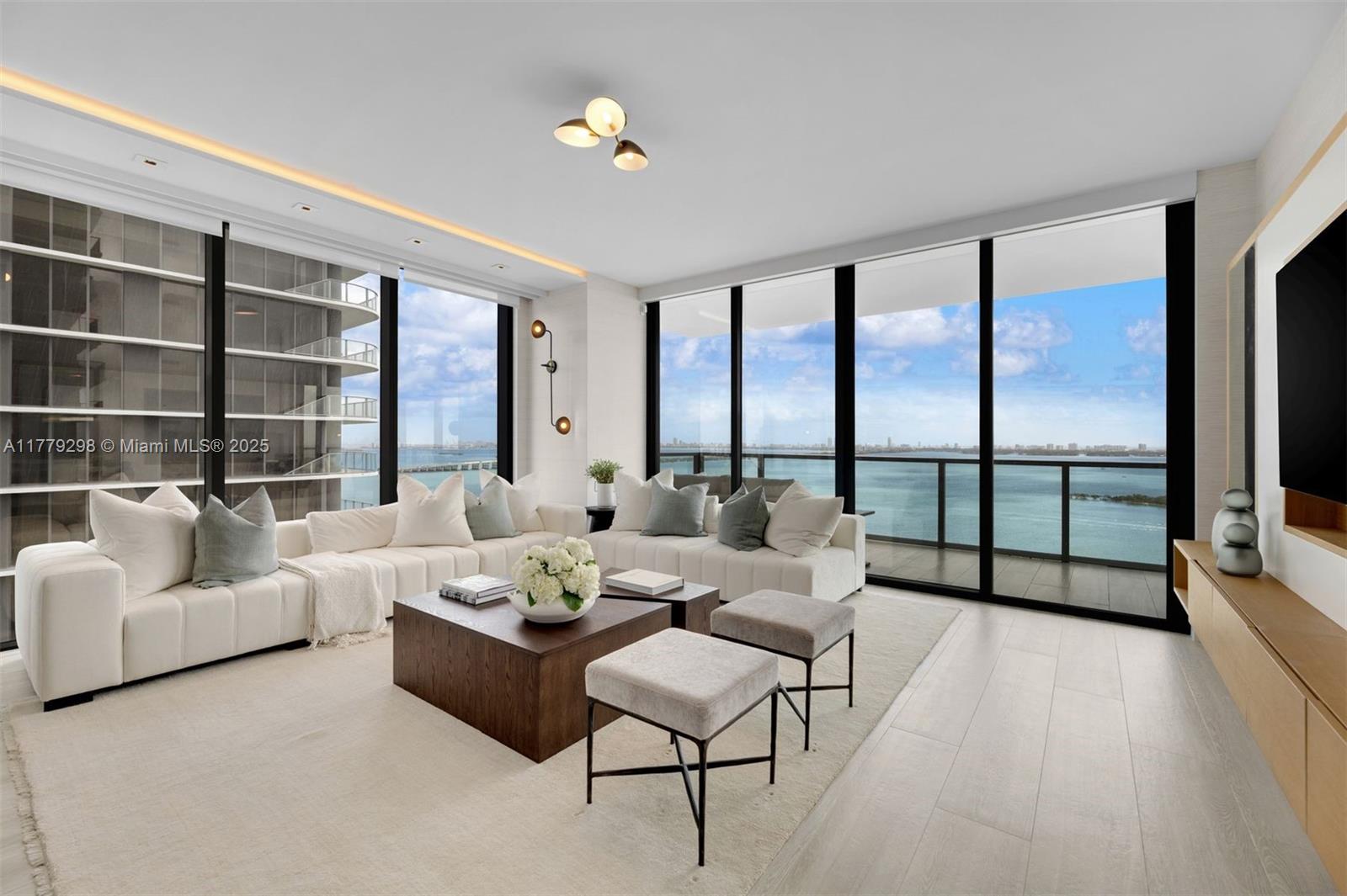 NANCY TERRACE - Residential
