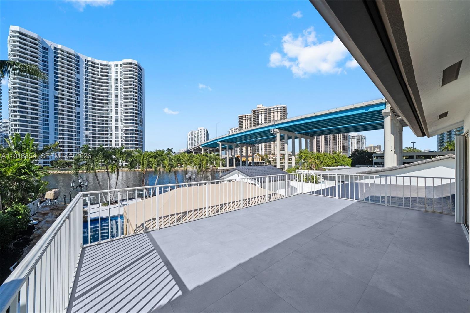 GOLDEN SHORES OCEAN BLVD - Residential