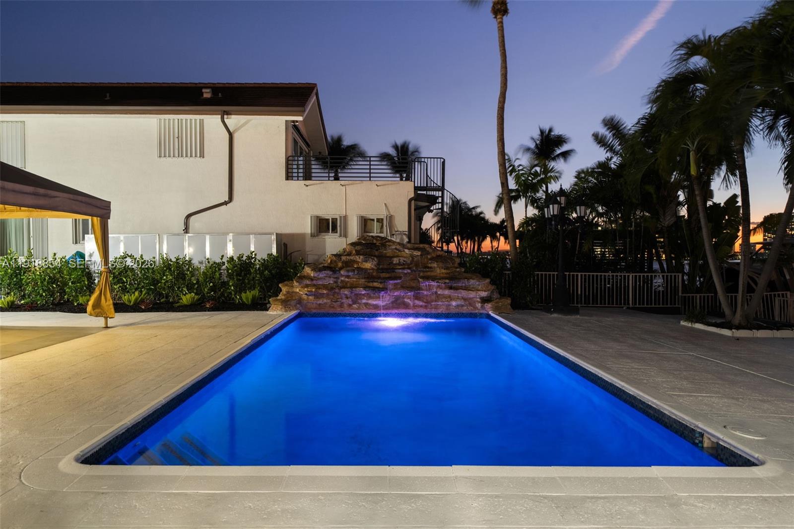 GOLDEN SHORES OCEAN BLVD - Residential