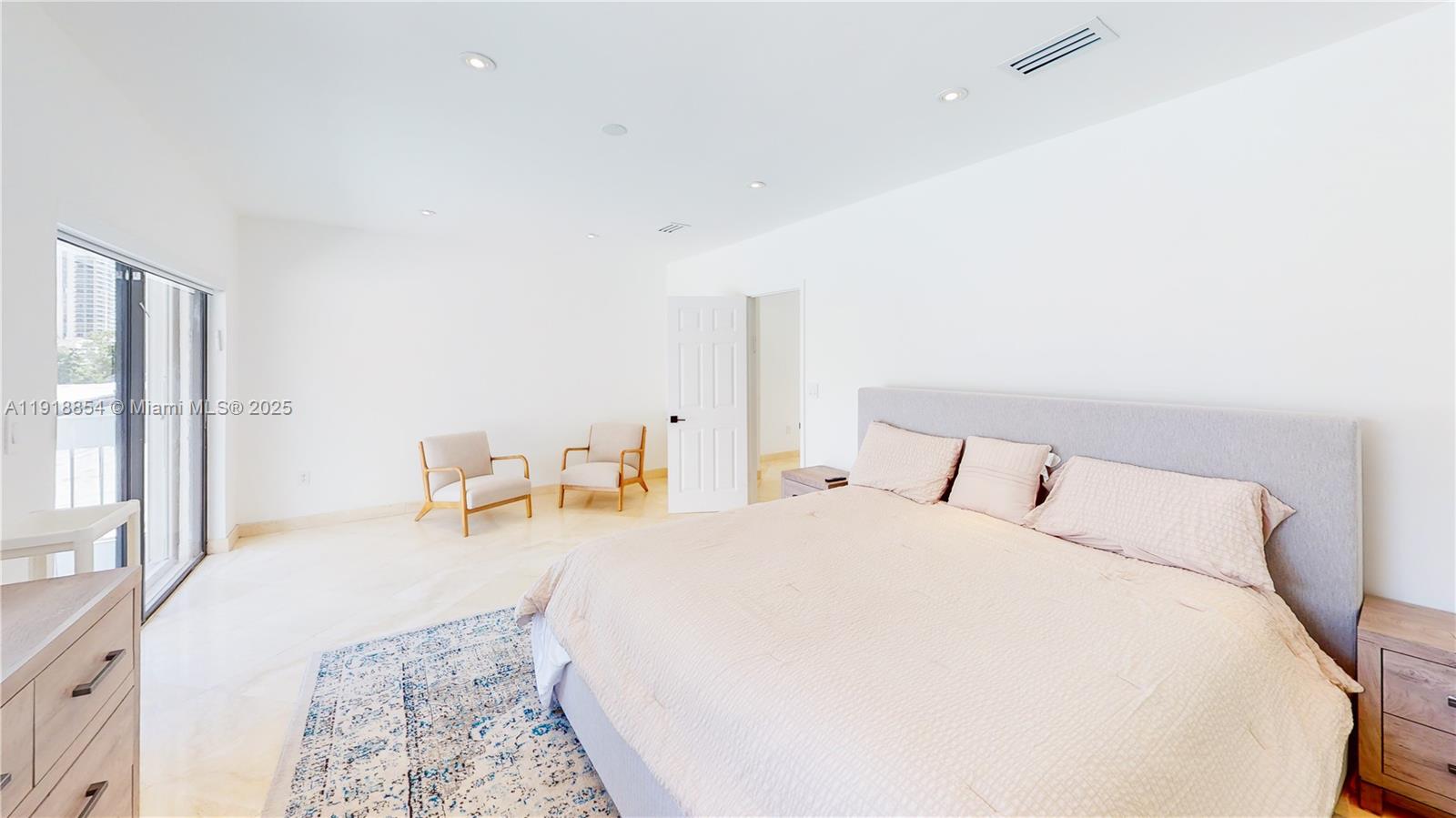 GOLDEN SHORES OCEAN BLVD - Residential