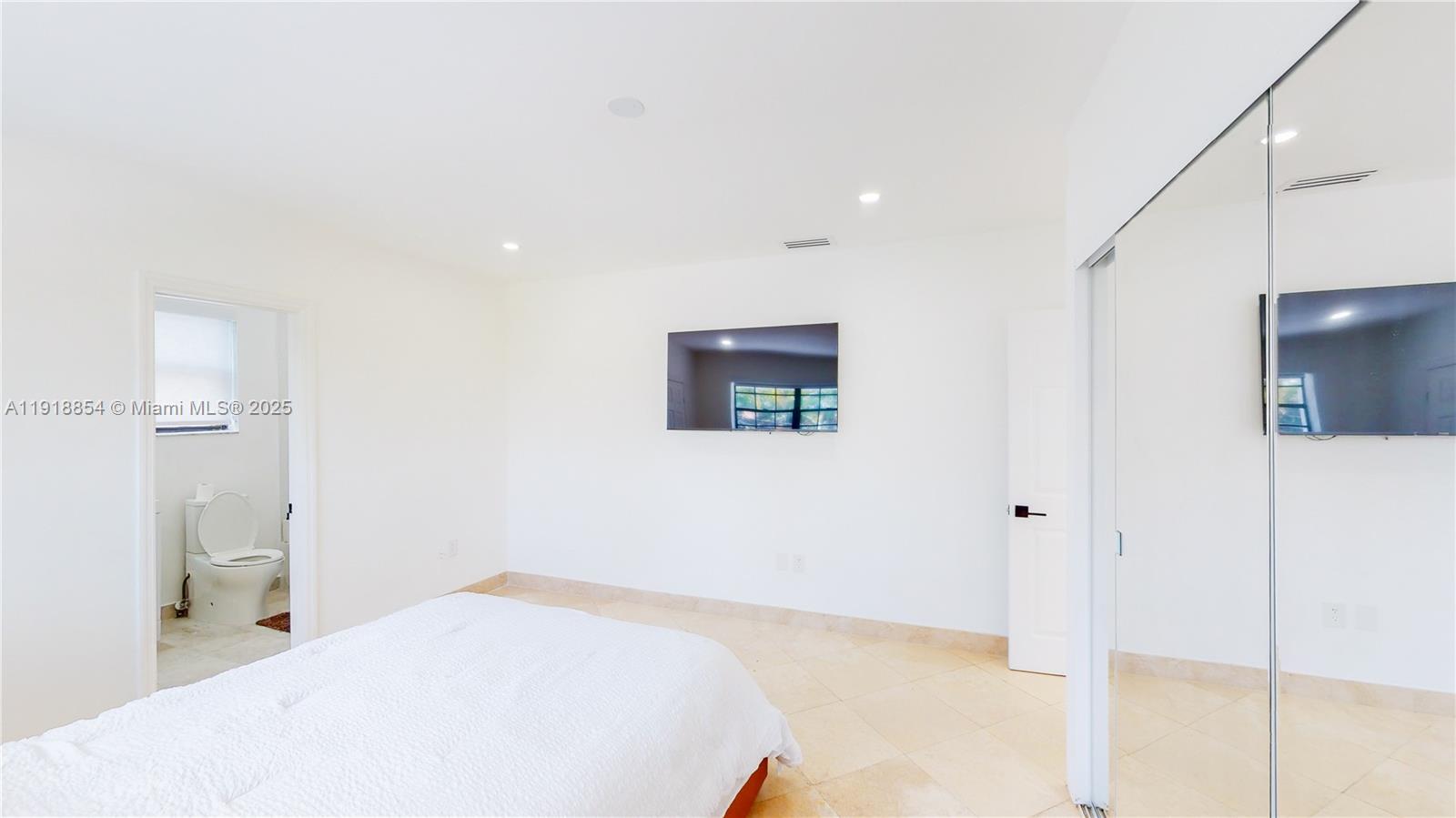 GOLDEN SHORES OCEAN BLVD - Residential