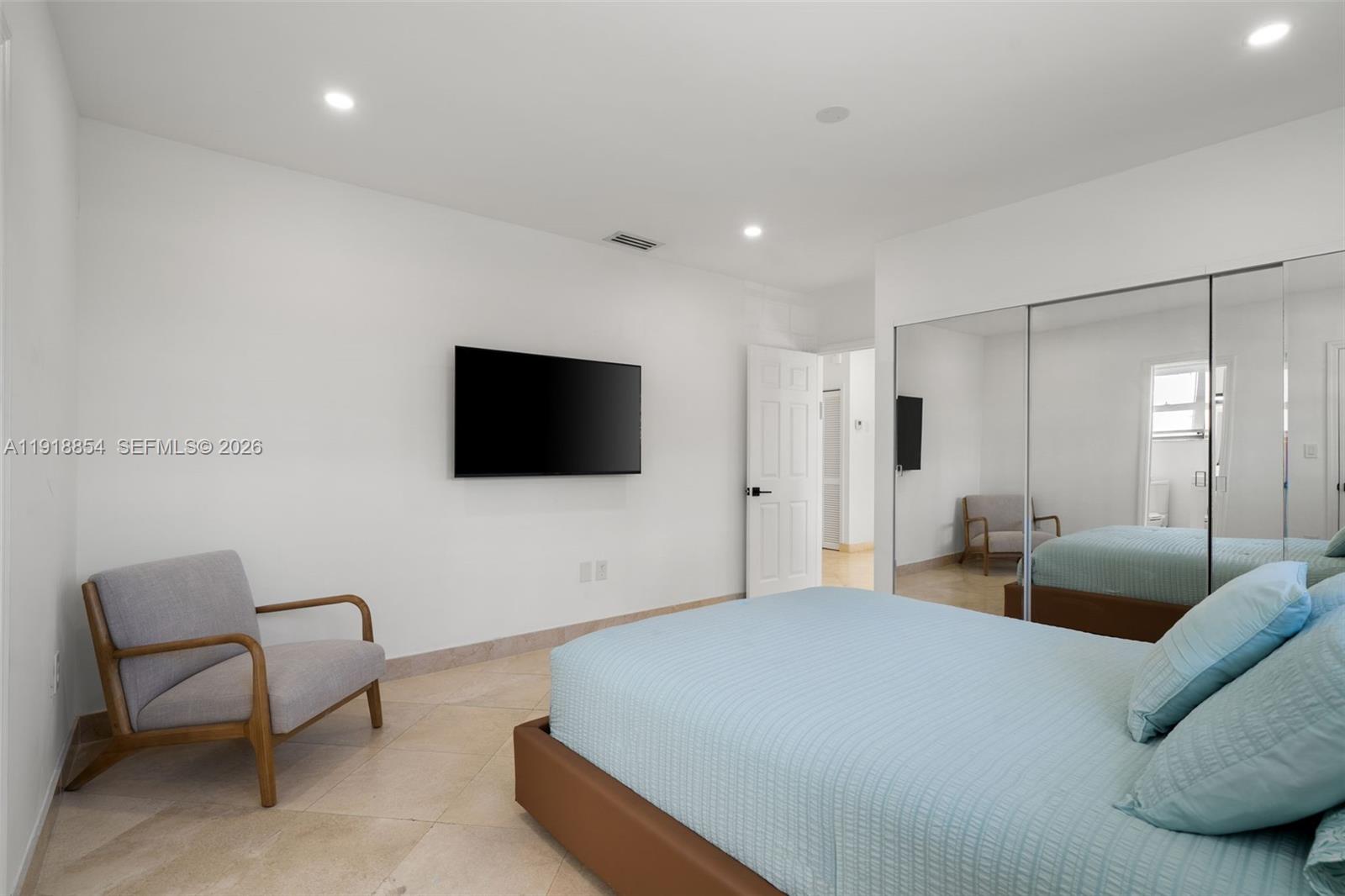 GOLDEN SHORES OCEAN BLVD - Residential