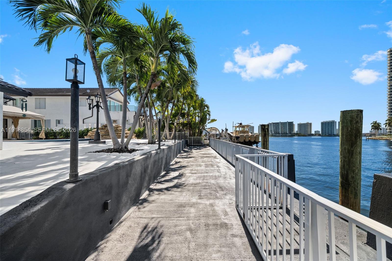 GOLDEN SHORES OCEAN BLVD - Residential