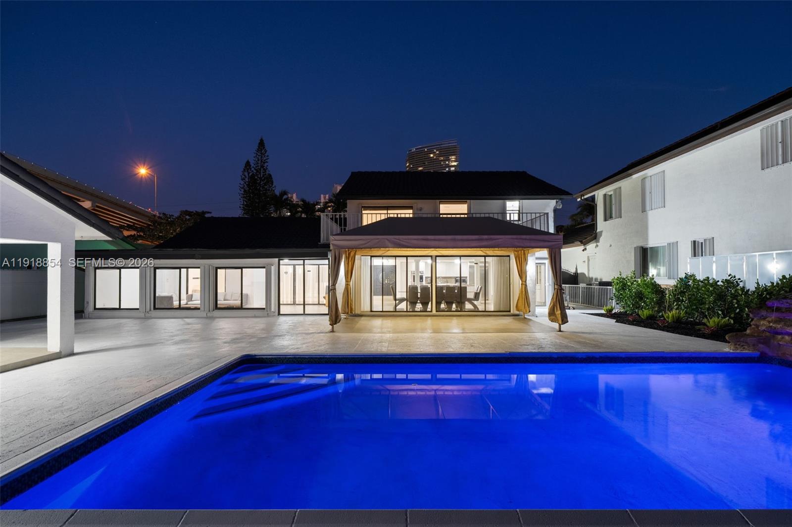 GOLDEN SHORES OCEAN BLVD - Residential