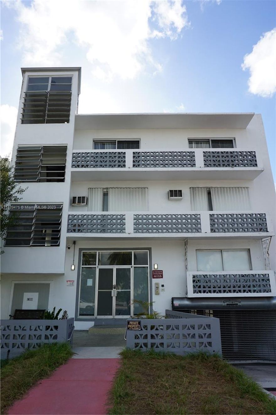 Cozy two-bedroom, one-bath condominium apartment nestled in a prime location along the "Millionaire Row,". Just
one block from the beach, this condominium offers you the sea, sun and sand at your doorstep. Building located
walking distance to beachfront hotels, restaurants and close to every facet of the "Miami living". Unit has been
recently renovated, and features a nice kitchen with granite counter tops, tile throughout and lots of closet space.
A Must See !
