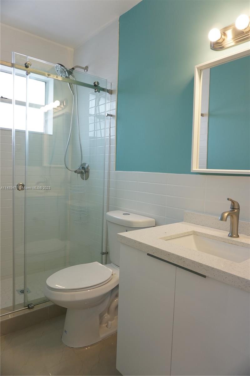 LA FLEURETTE - Residential Lease