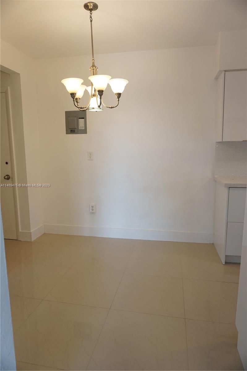 LA FLEURETTE - Residential Lease