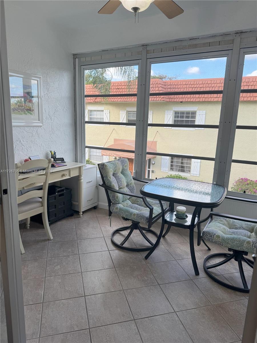 MEADOWS CONDO - Residential