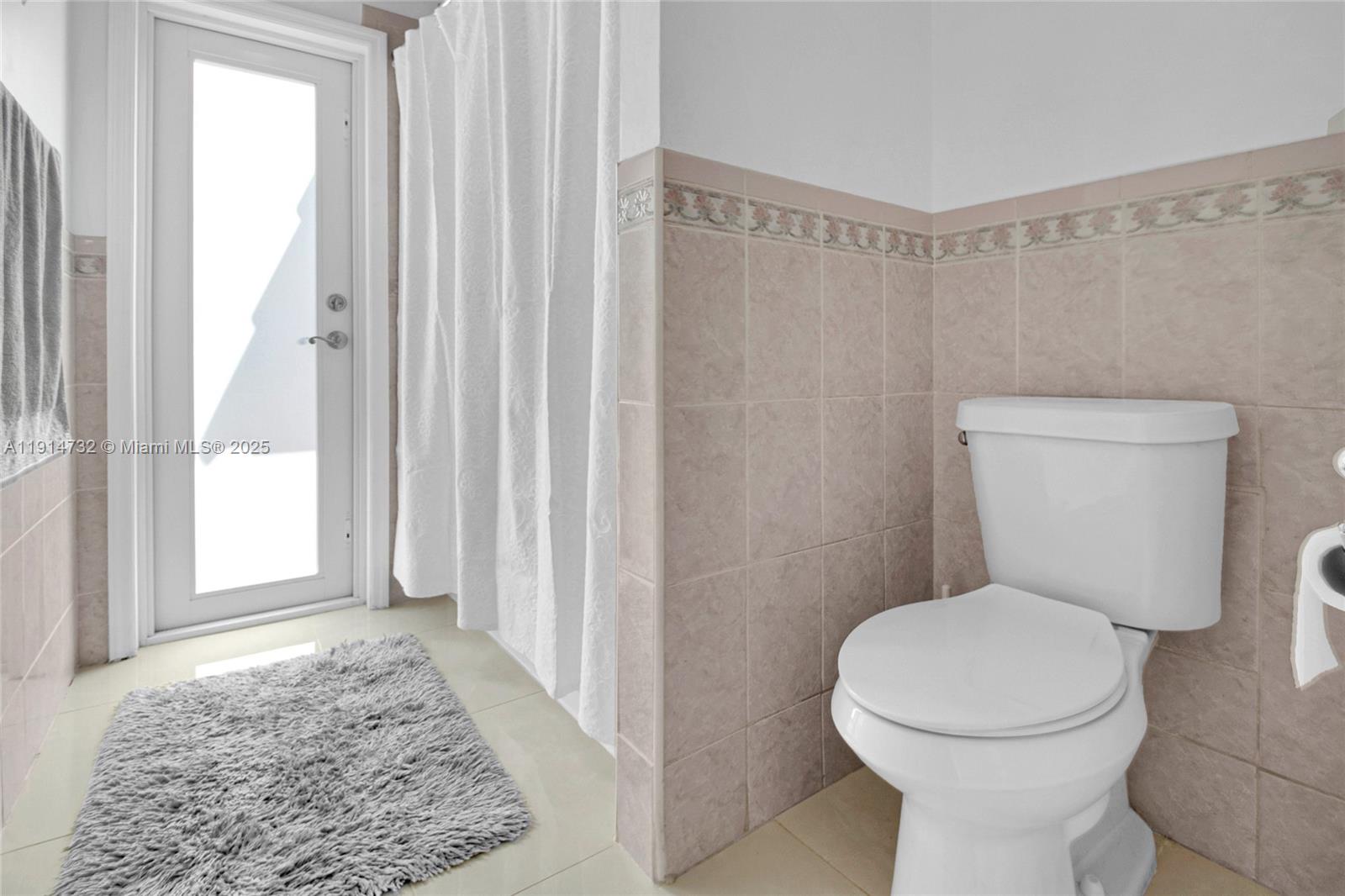 CHAPEL TRAIL REPLAT - Residential