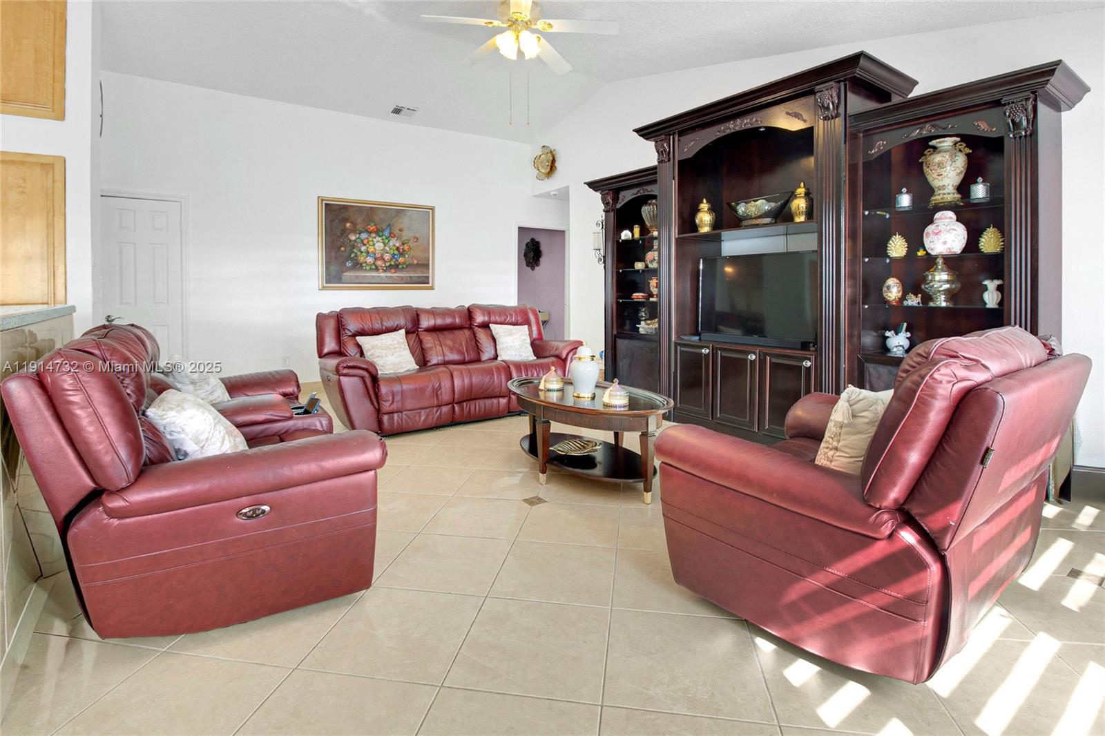 CHAPEL TRAIL REPLAT - Residential