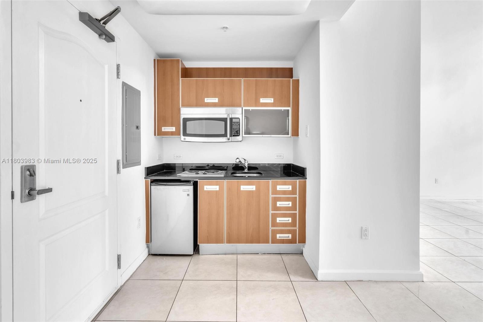 WHITNEY CONDO - Residential Lease