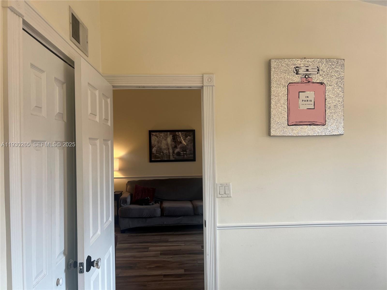 VILLA VALENCIA CONDO - Residential