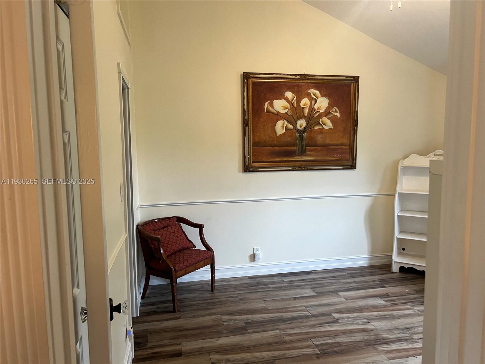 VILLA VALENCIA CONDO - Residential