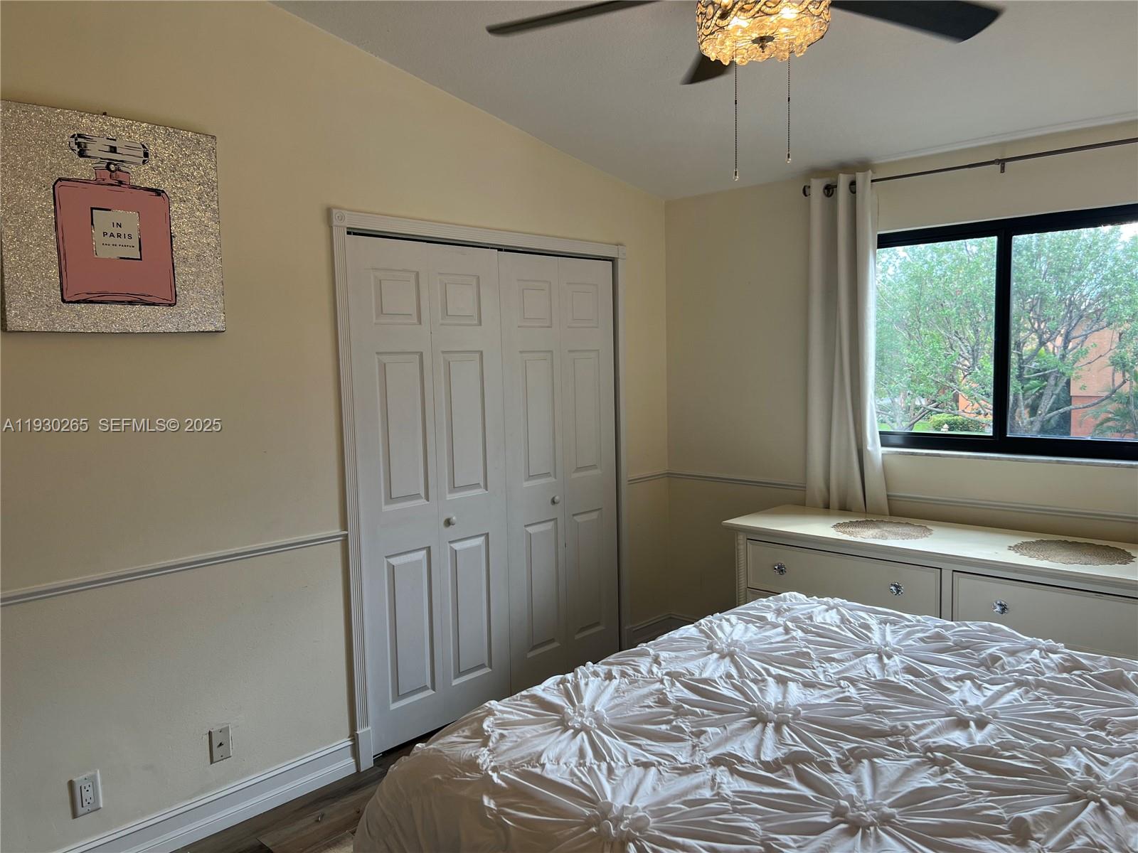 VILLA VALENCIA CONDO - Residential