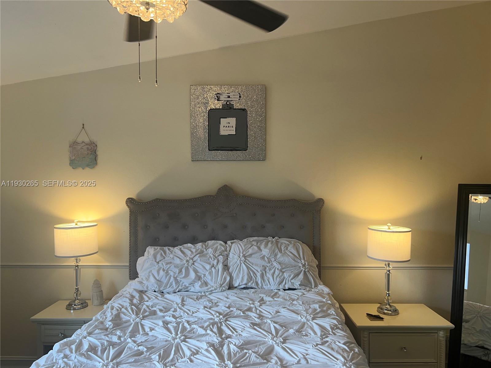 VILLA VALENCIA CONDO - Residential