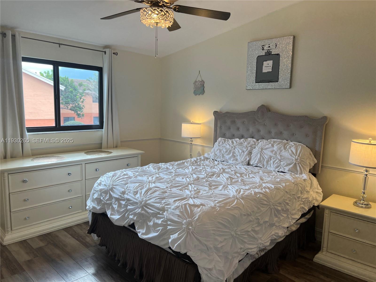 VILLA VALENCIA CONDO - Residential