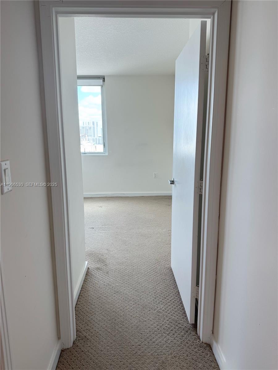 METROPOLIS I AT DADELAND - Residential