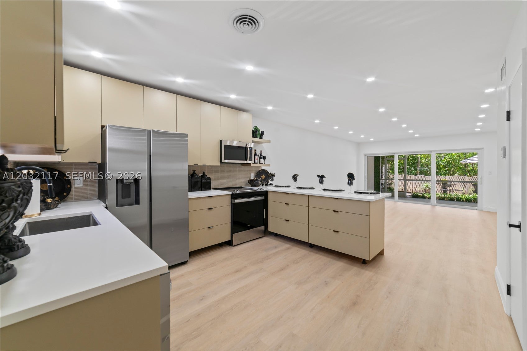 4812 NE 23rd Ave 3, Fort Lauderdale FL 33308