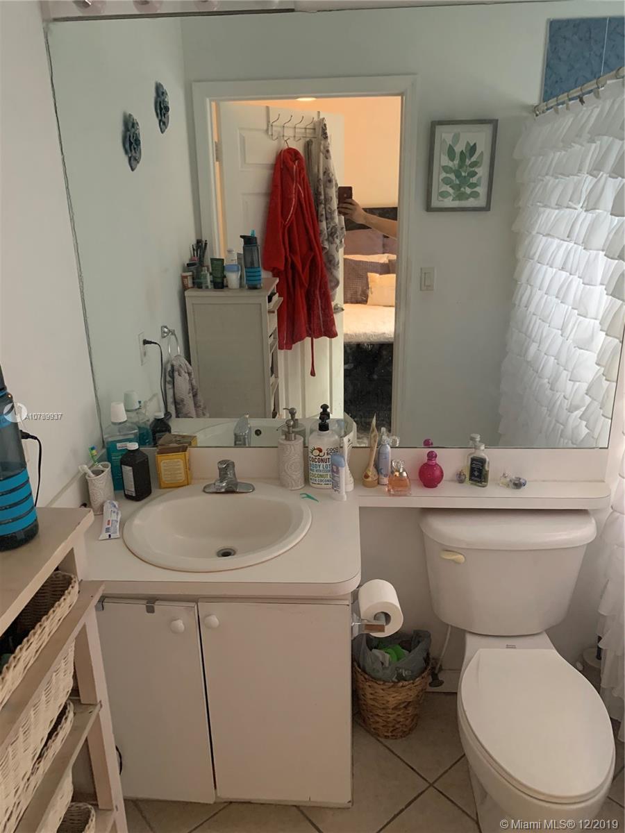 BIRD GROVE CONDO - Residential Lease