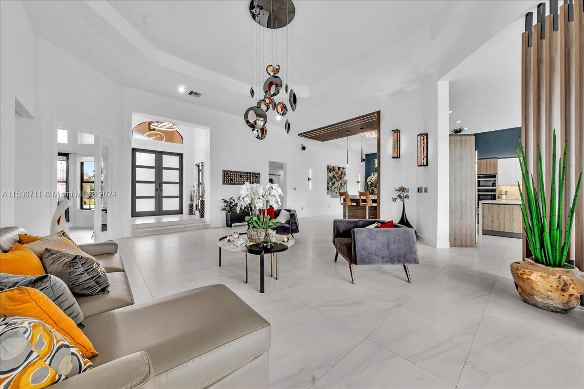 RIVERSTONE - Residential