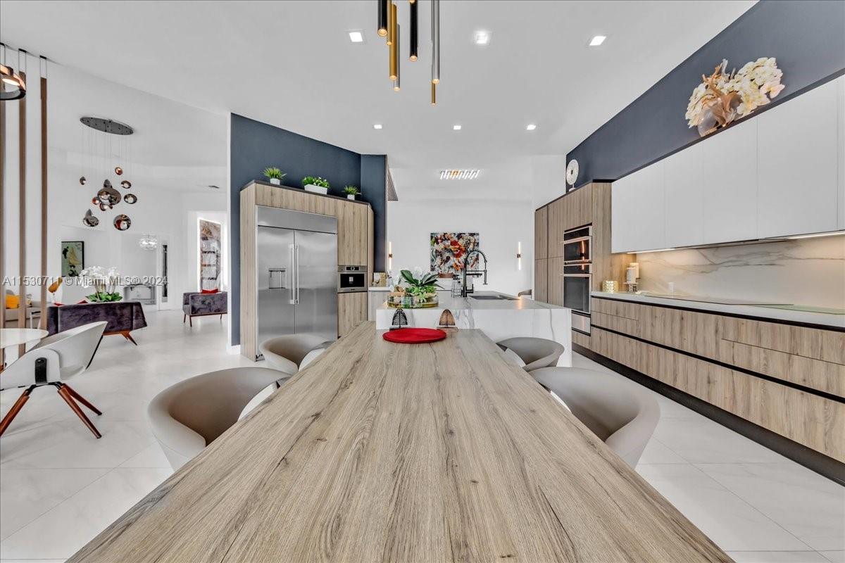 RIVERSTONE - Residential