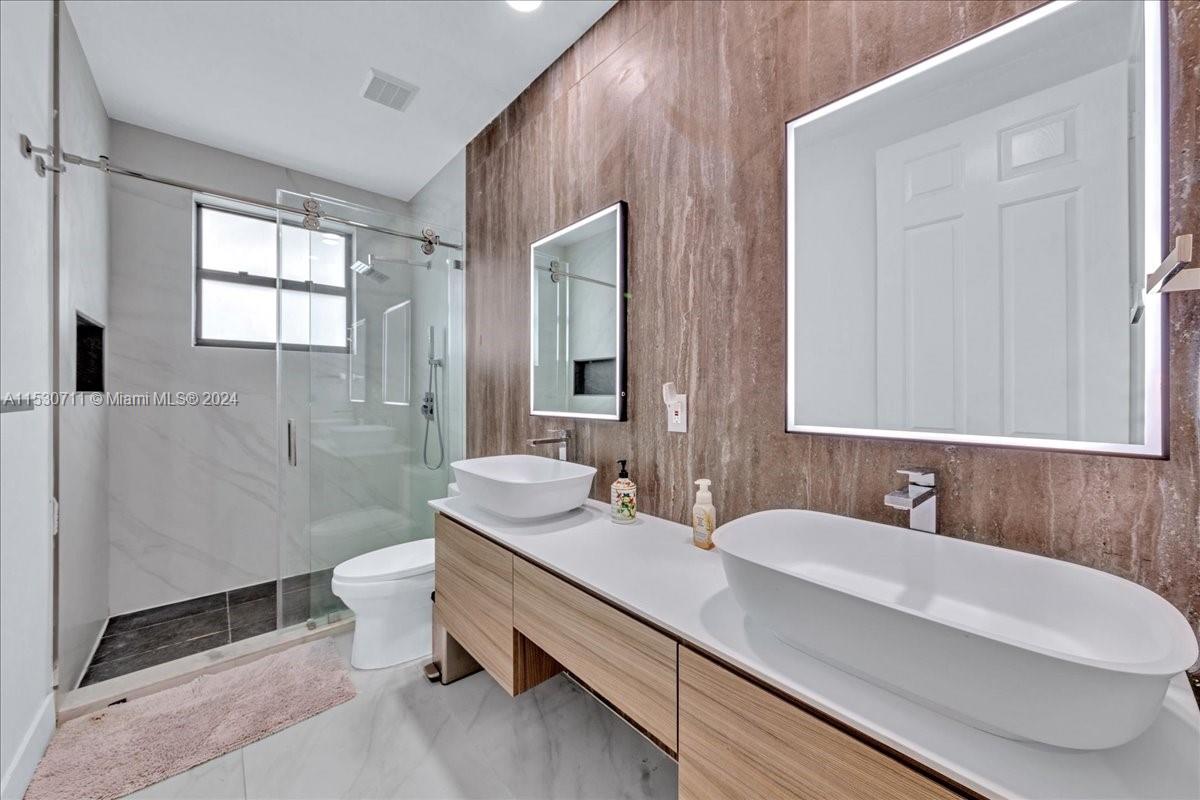 RIVERSTONE - Residential