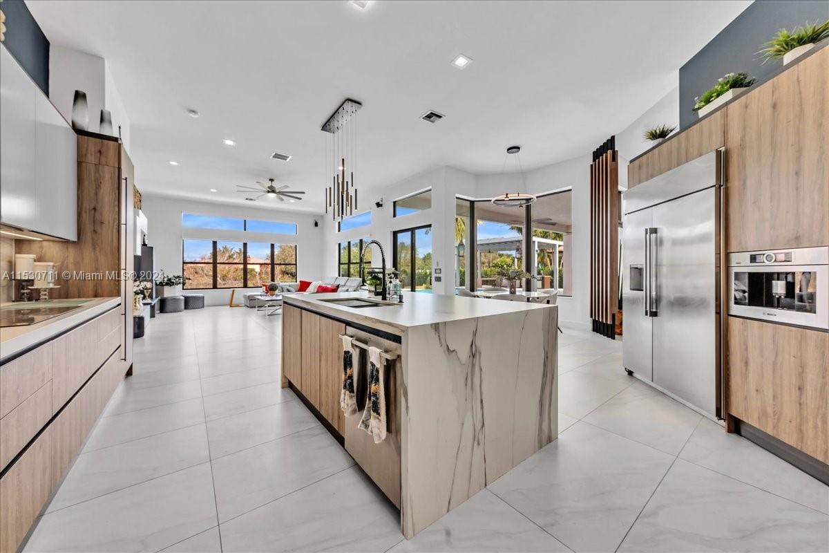 RIVERSTONE - Residential