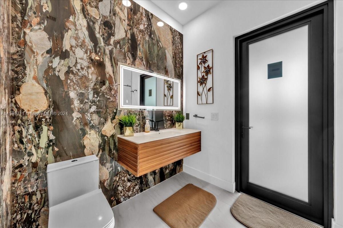 RIVERSTONE - Residential