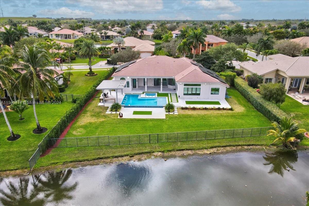 RIVERSTONE - Residential