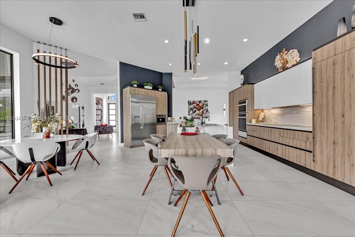 RIVERSTONE - Residential