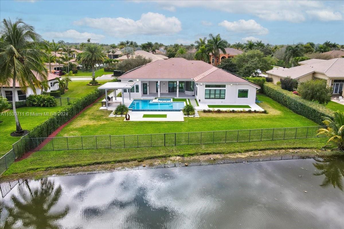 RIVERSTONE - Residential